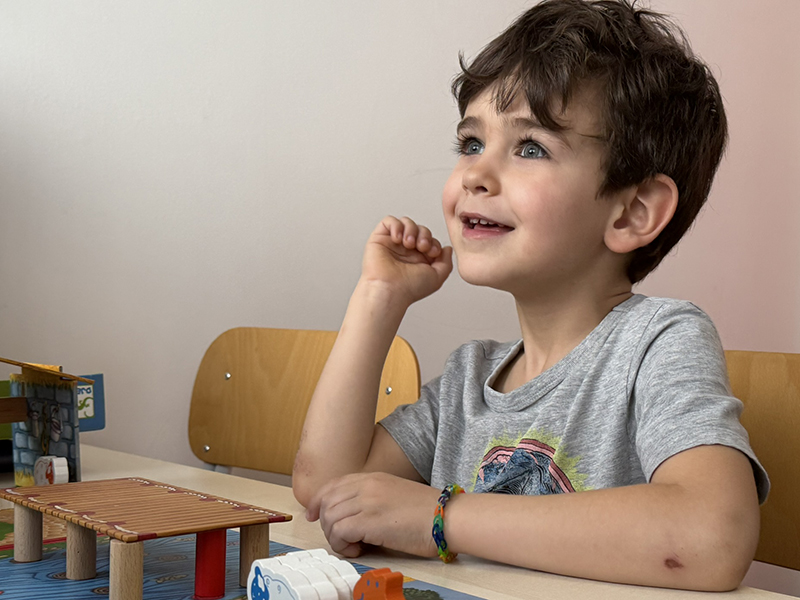 Jacques è un bambino dolcissimo